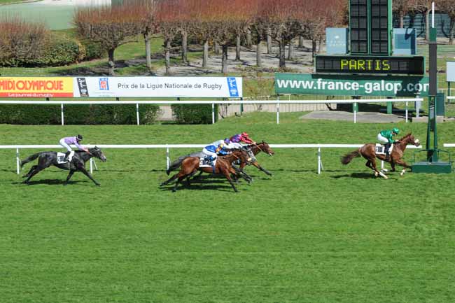 Ainda vinte e quatro inscritos no Prix du Jockey Club (G1), de domingo