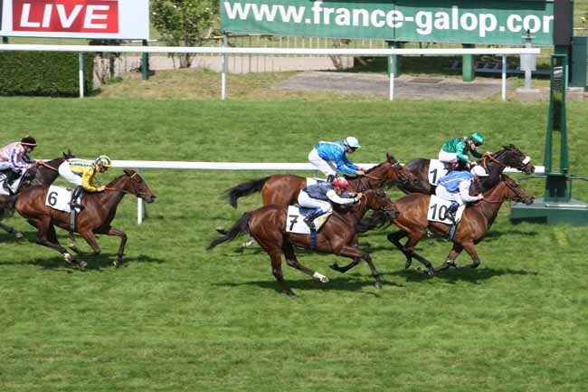 Solémia derrota Shareta no Prix Corrida (G2)