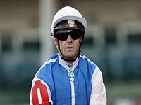 Olivier Peslier, na verdade, teria assinado com o Sheik Abdullah Bin Khalifa Al Thani