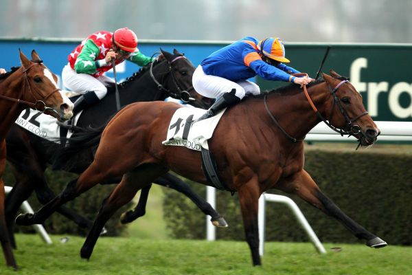 Affaire Solitaire vence o Prix Exbury (G3), a abertura das provas grupadas francesas