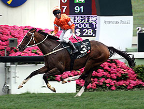 Em Hong Kong, a milionária Queen Elizabeth Cup (G1) foi de Blazing Speed