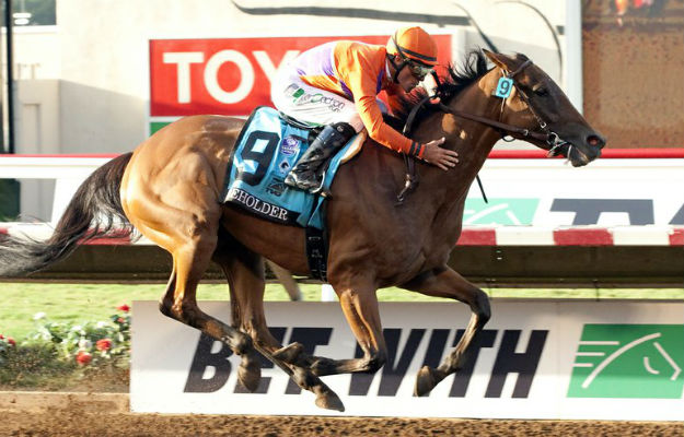 Na Breeder’s Cup Classic (G1), Beholder larga por fora de todos e American Pharoah da quatro