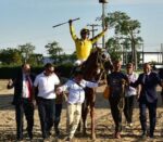 Jóqueis do turfe carioca brilham no fim de semana